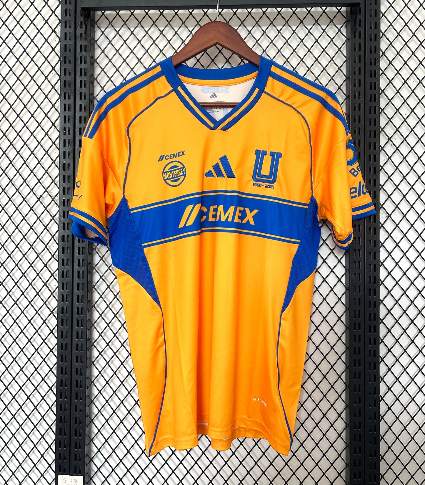 Tigres 25/26 Home fan version jersey