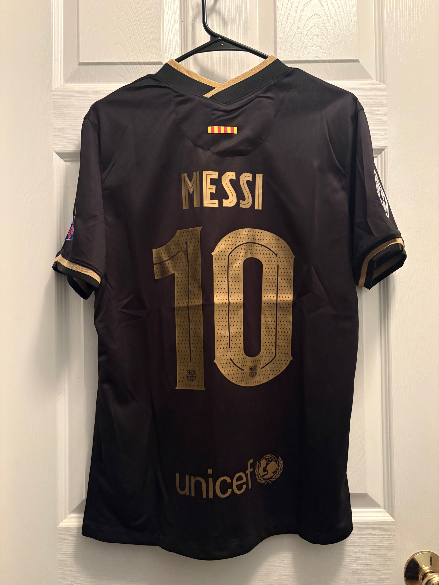 Barcelona 20/21 Away Retro (Messi #10)