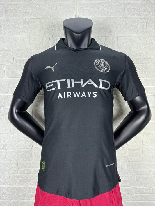 Manchester City 25/26 Third player version