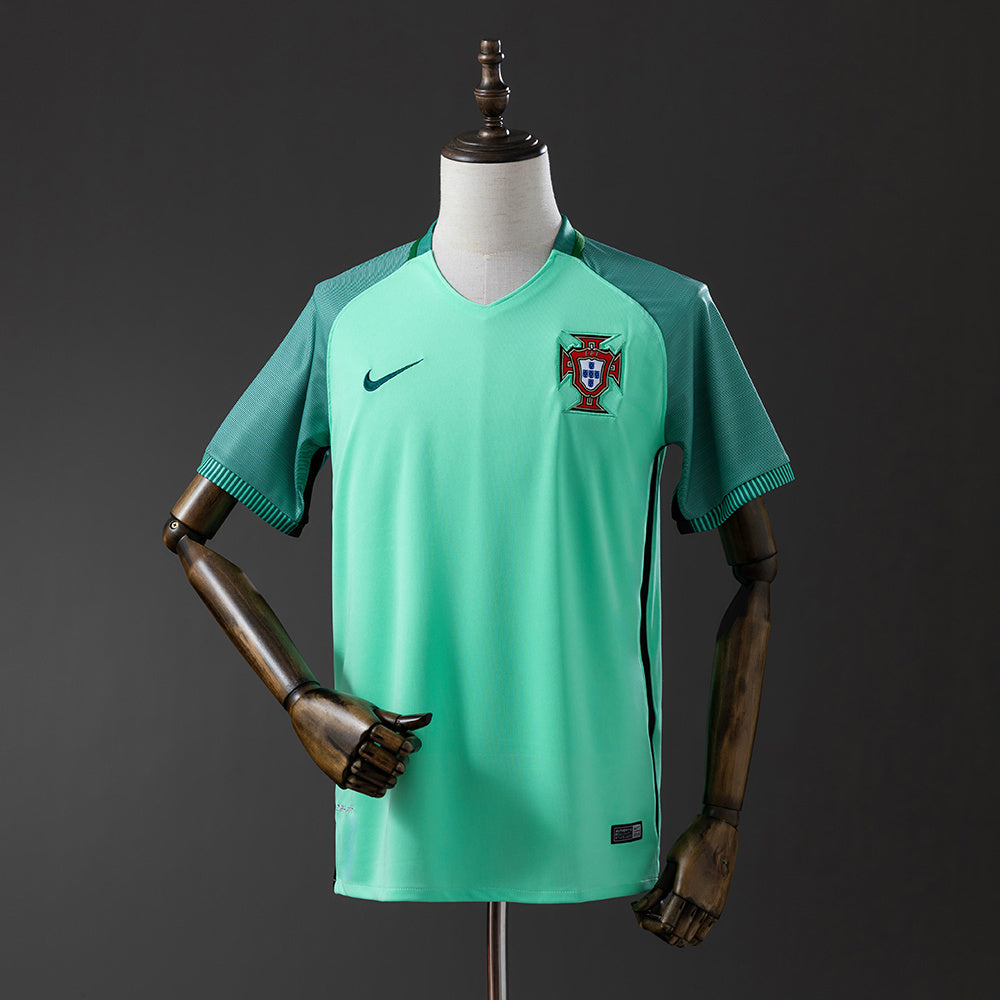 Portugal 16/17 Away Retro