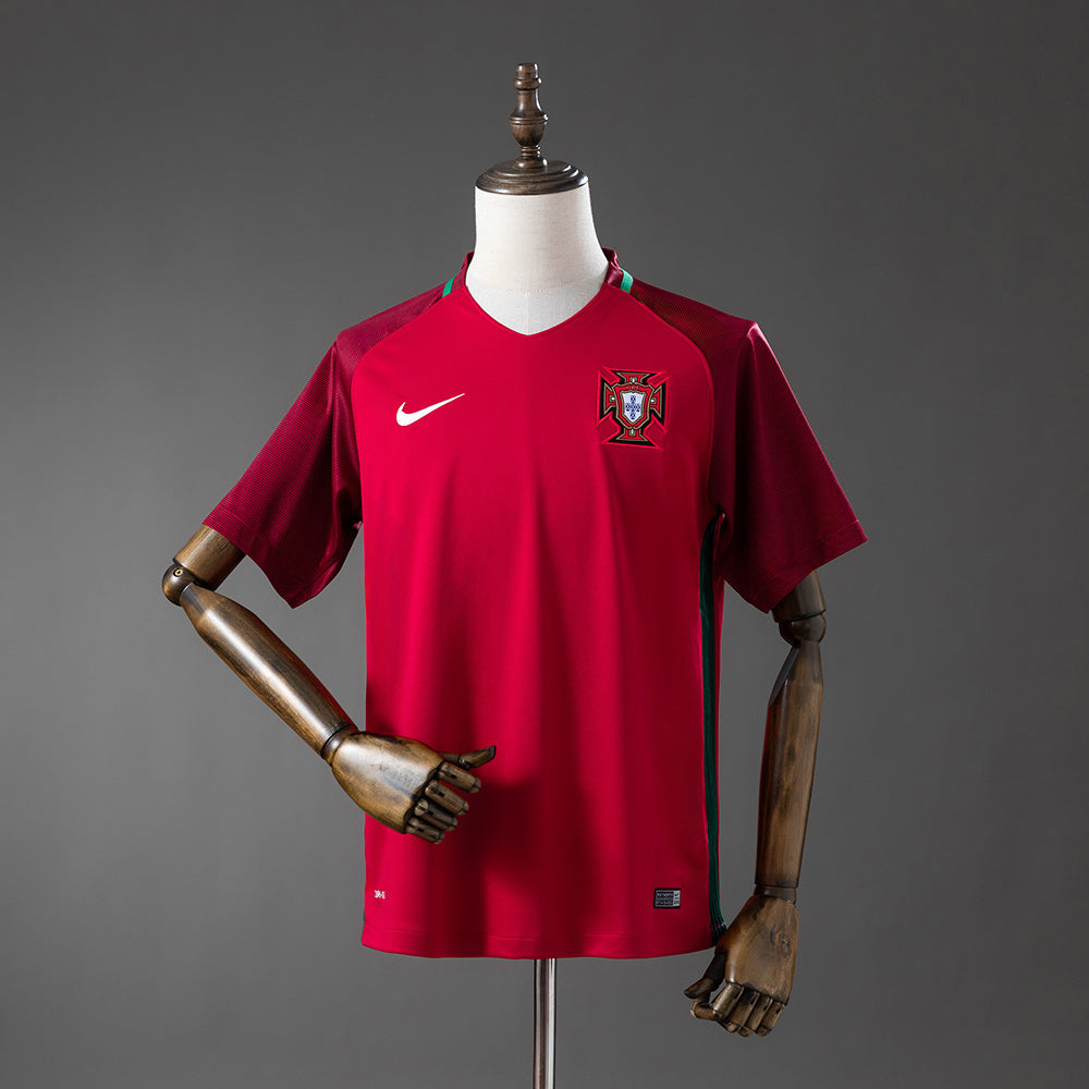 Portugal 16/17 Home Retro