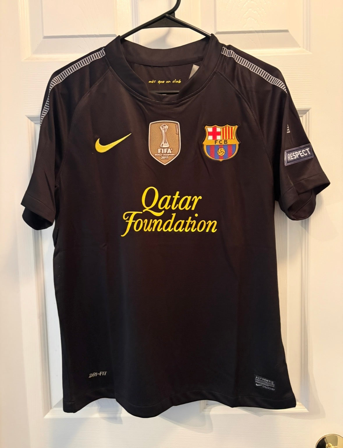 Barcelona 11/12 Away Retro (A. Iniesta #8)