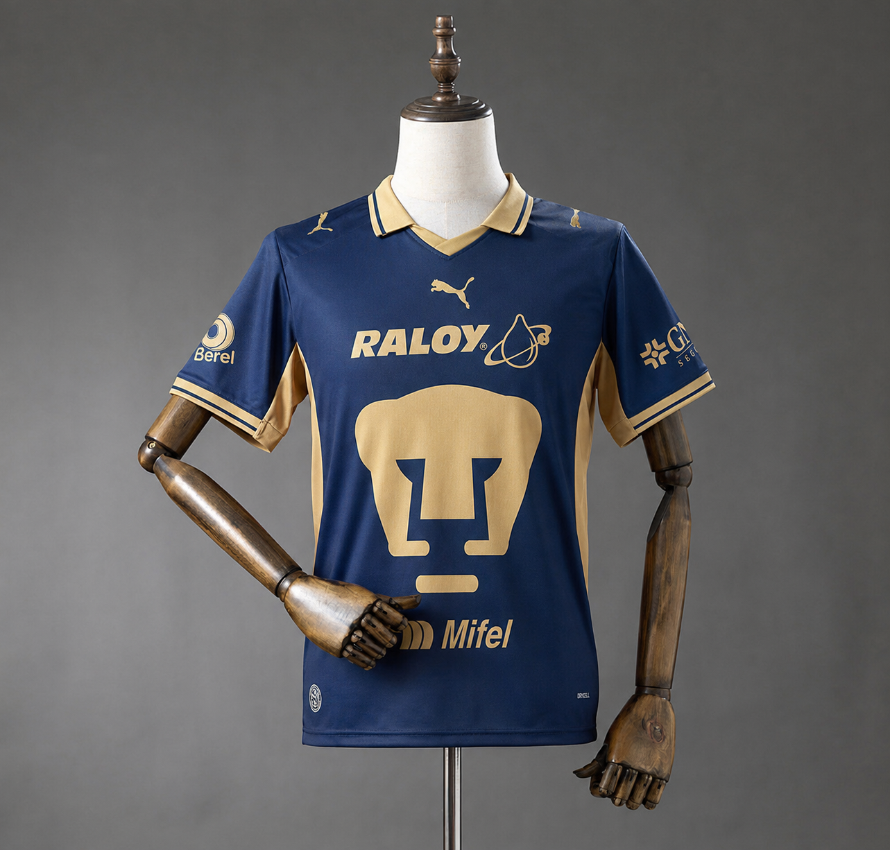Pumas 26/27 Home Fan Version