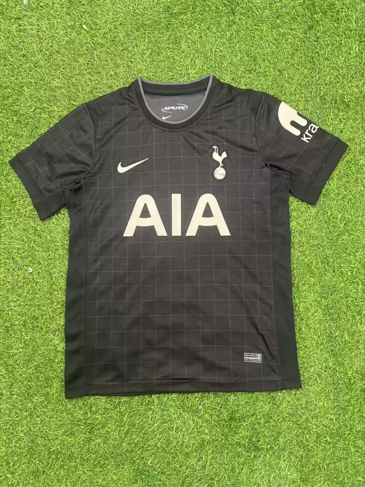 Tottenham 25/26 Away Fan Version
