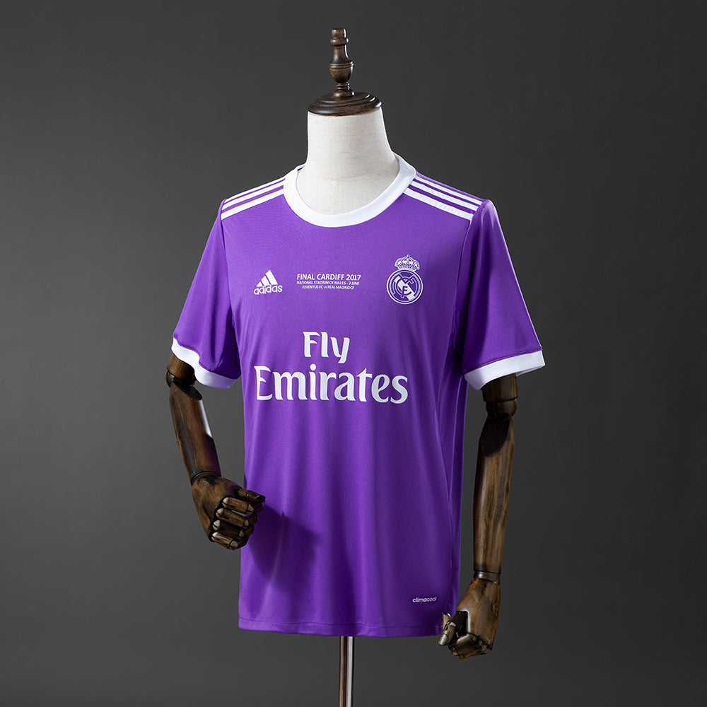 Real Madrid 16/17 Away Retro