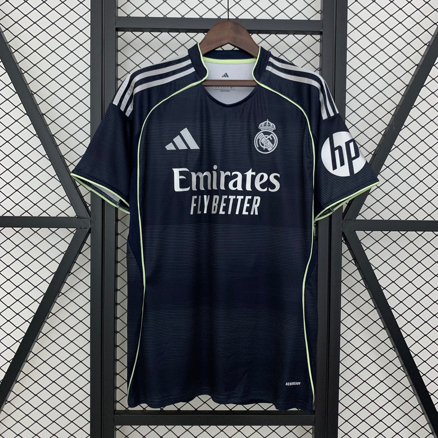 Real Madrid 25/26 Away Fan Version
