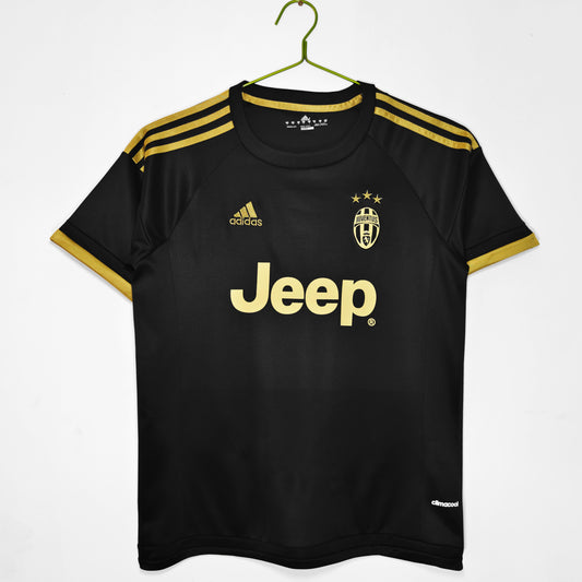Juventus 15/16 Third Retro
