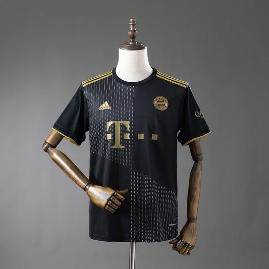 FC Bayern Munich 21/22 Away Retro